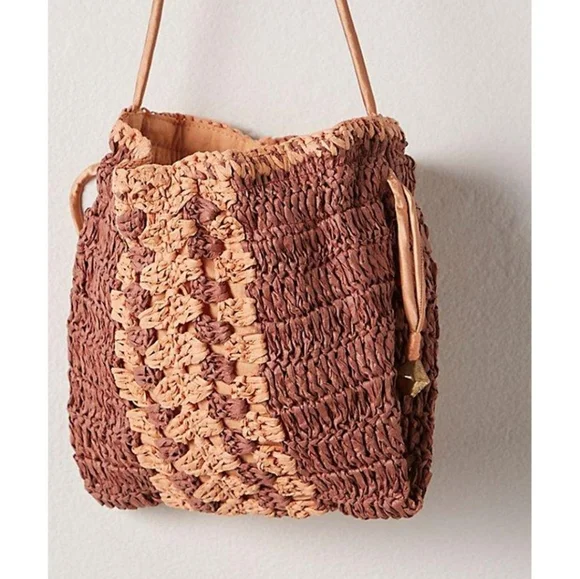NEW Free People heatwave crossbody woven raffia mini bag in Tan Lines - Picture 5 of 12